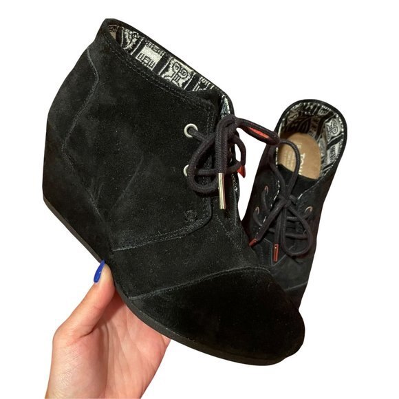 Toms Lace Up Rounded Toe Platform Wedge Booties Black Size 6.5W - Picture 1 of 9
